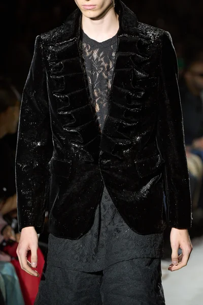 Look 22